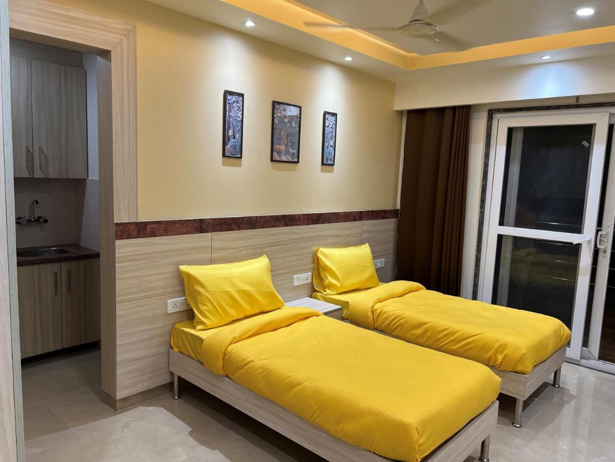Windchime 853 Hotel Gurgaon Ngoại thất bức ảnh