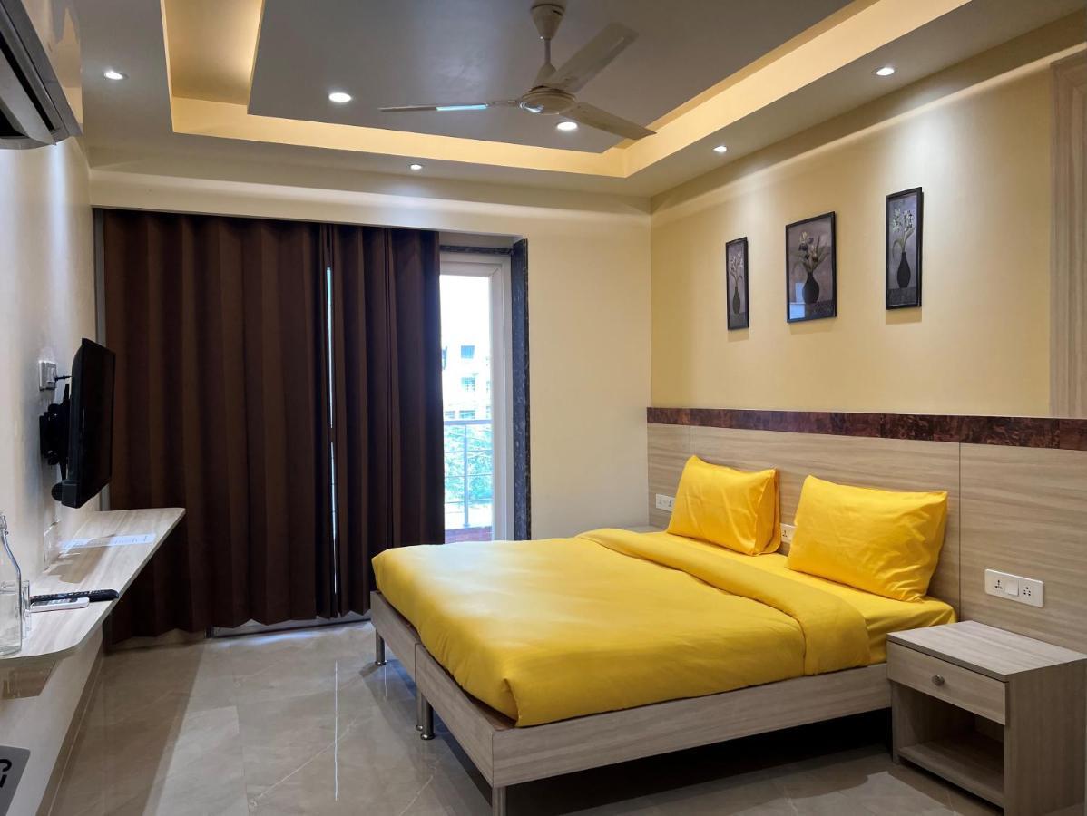 Windchime 853 Hotel Gurgaon Ngoại thất bức ảnh