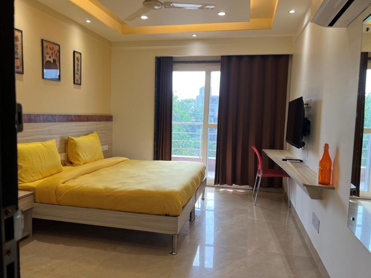Windchime 853 Hotel Gurgaon Ngoại thất bức ảnh
